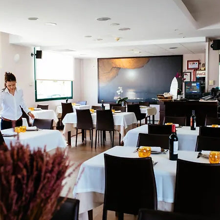 三角洲拉尔加迪尔酒店 3* 厄尔·波普瑙·德尔·戴尔