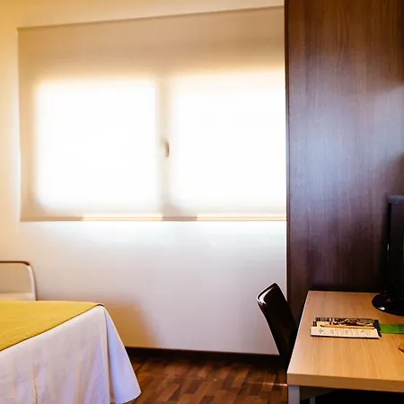 Otel L'algadir Del Delta Poblenou del Delta