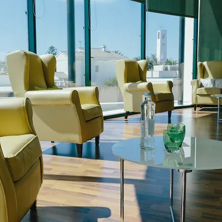 L'algadir Del Delta El Poble Nou del Delta